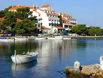 Odisej Mljet Отель Помена